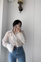 Blusa sexy de manga larga con estampado floral y aberturas